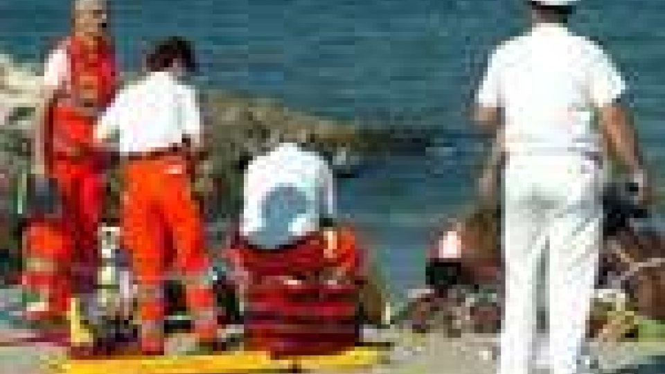 (Foto RomagnaOggi) - Tragedia in mare a Marina di Ravenna: due morti