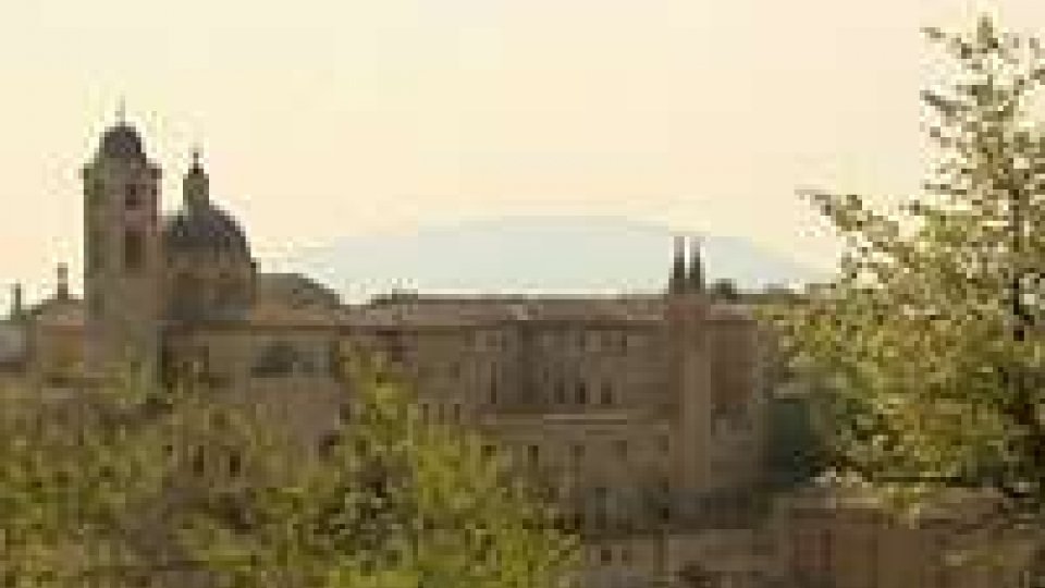 Urbino: università, tre su quattro laureati magistrali lavorano stabilmente