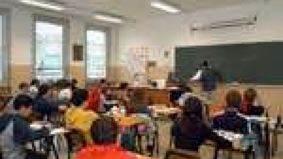 Elementari di Serravalle: 4 classi ancora fuori sede