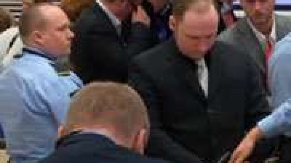 Oslo, processo a Breivik: "Sono sano di mente"