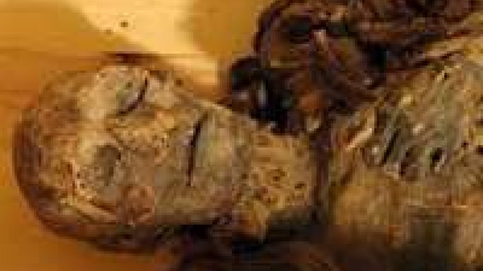 Argentina: uomo per anni con corpo mummificato madre a casa
