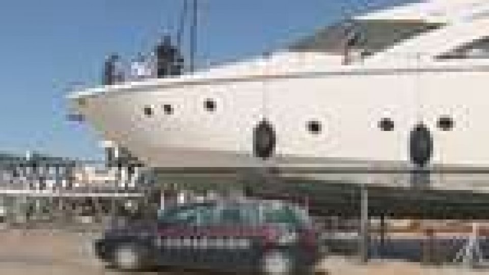 Rimini Yacht: sequestrata imbarcazione super-lusso nel cantiere della Nuova Darsena