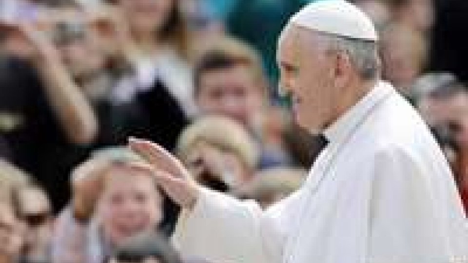 Il Papa ad Assisi "Oggi giorno di pianto per i morti di Lampedusa"