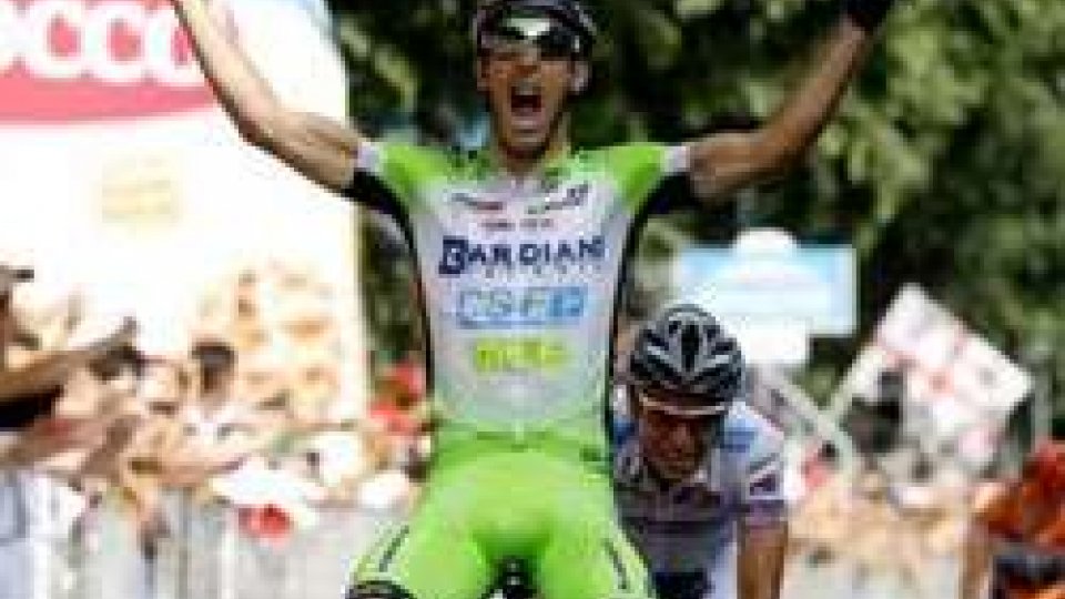 Giro, trionfo Boem