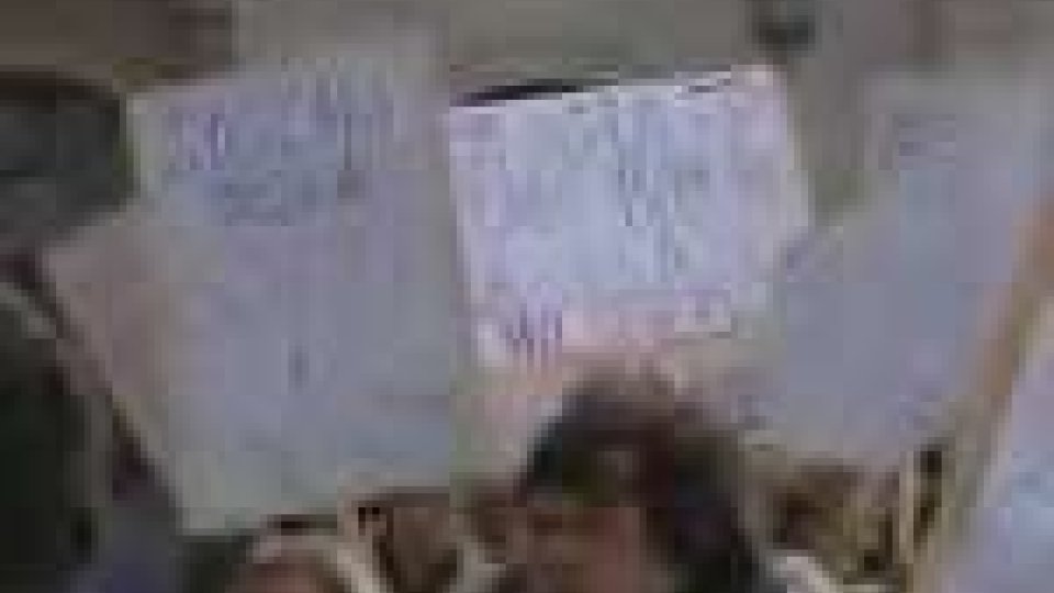 La protesta dei dipendenti sul Pianello