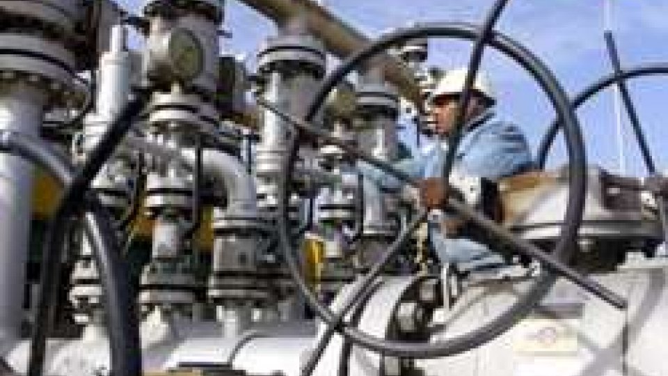 Petrolio: a Doha slitta la stabilizzazione del prezzo