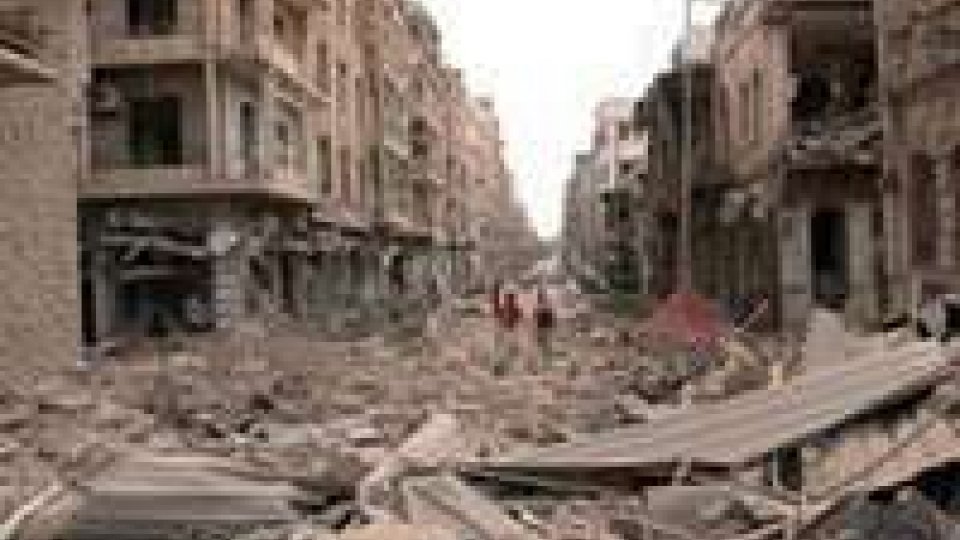 Siria: bombardamenti su cittadina ribelle, 49 morti, 23 bimbi