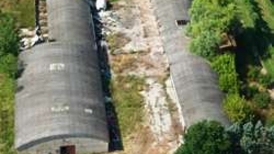 Ravenna: trovati due capannoni con tetto in amianto deteriorato