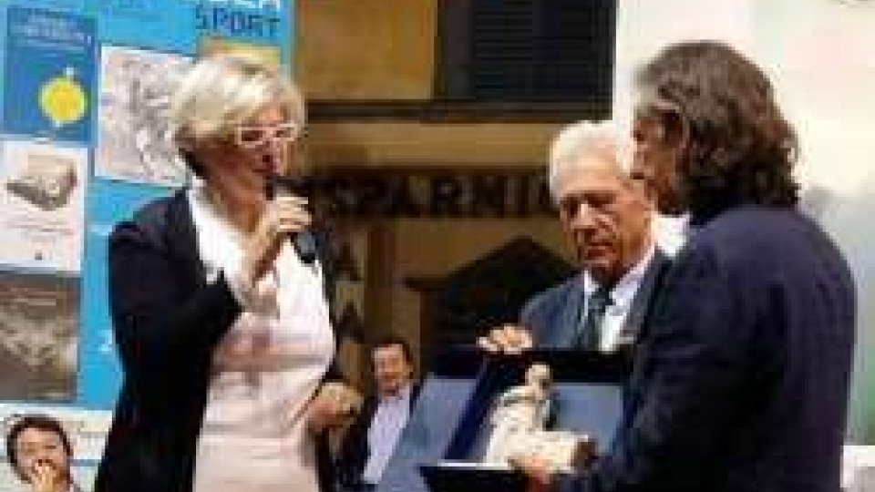 Giorgio Terruzzi ed Enrico Brizzi vincono il Bancarella Sport 2015
