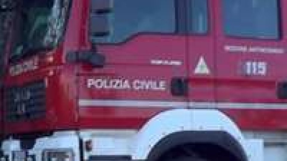 In fiamme tre macchine a Serravalle