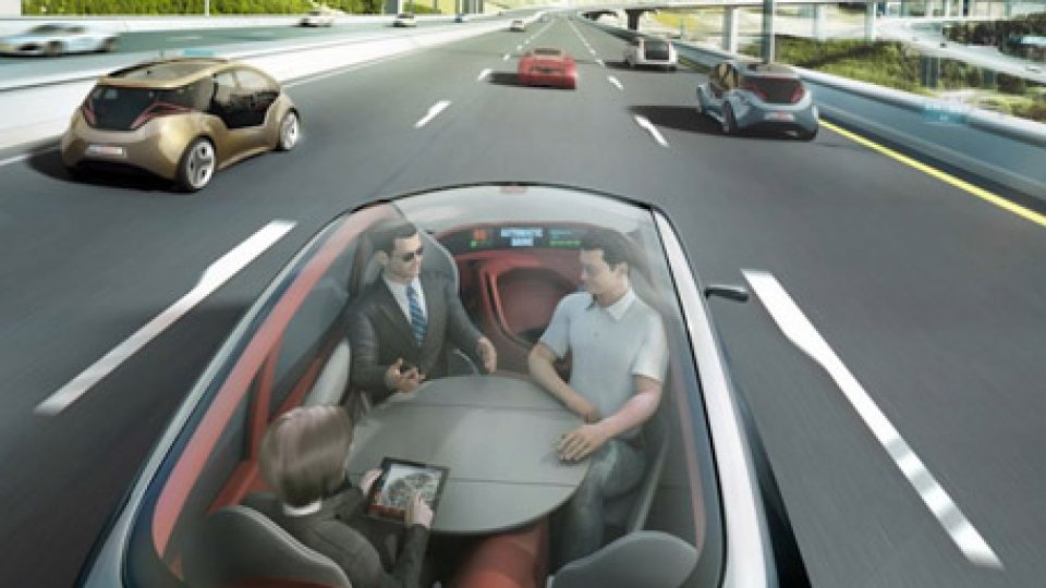 Progetto di auto senza conducenteDubai: la guida autonoma è quasi realtà