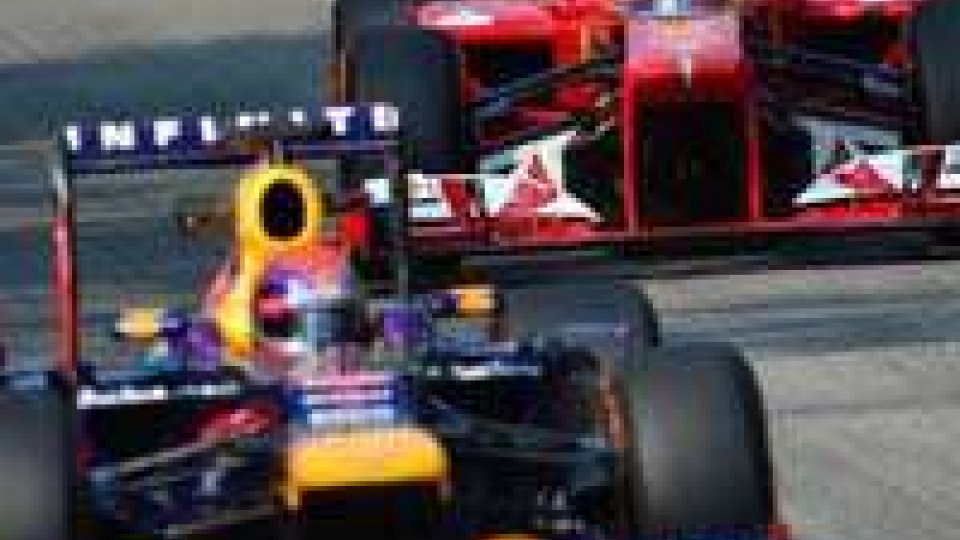 Vettel in pole, qunta la Ferrari