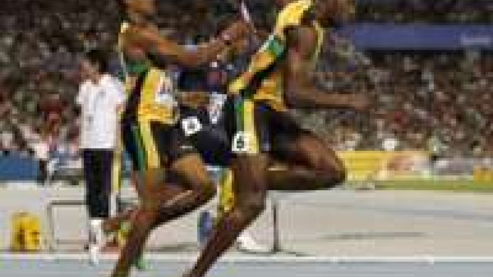 L'ottava meraviglia di Bolt: oro anche nella staffetta, eguagliato Carl Lewis.