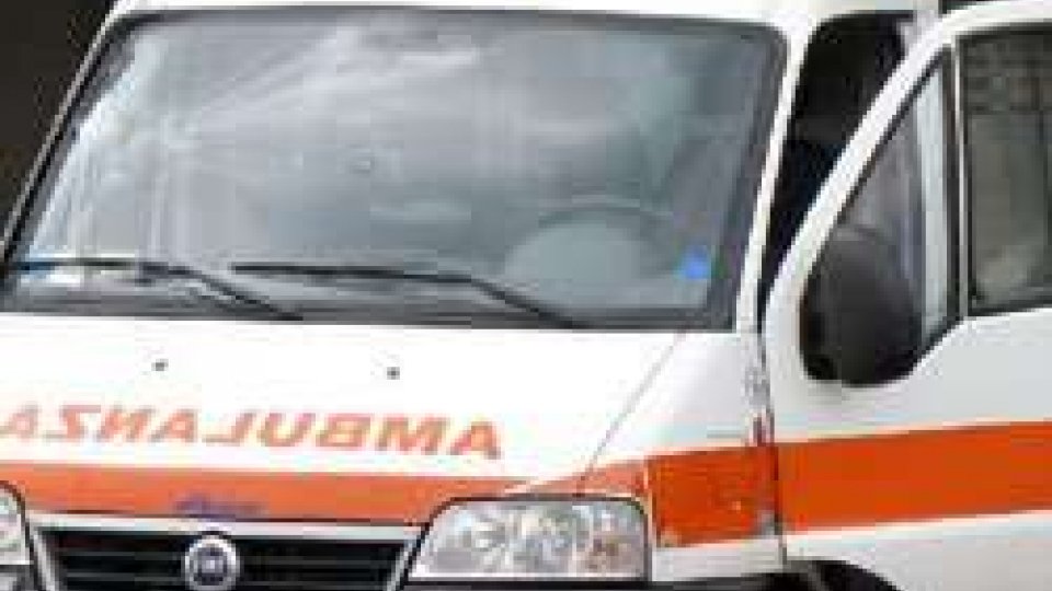 Incidente sul lavoro a Cesenatico, 43enne cade da un tetto
