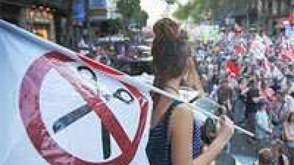 Spagna, impazza la protesta contro i tagli