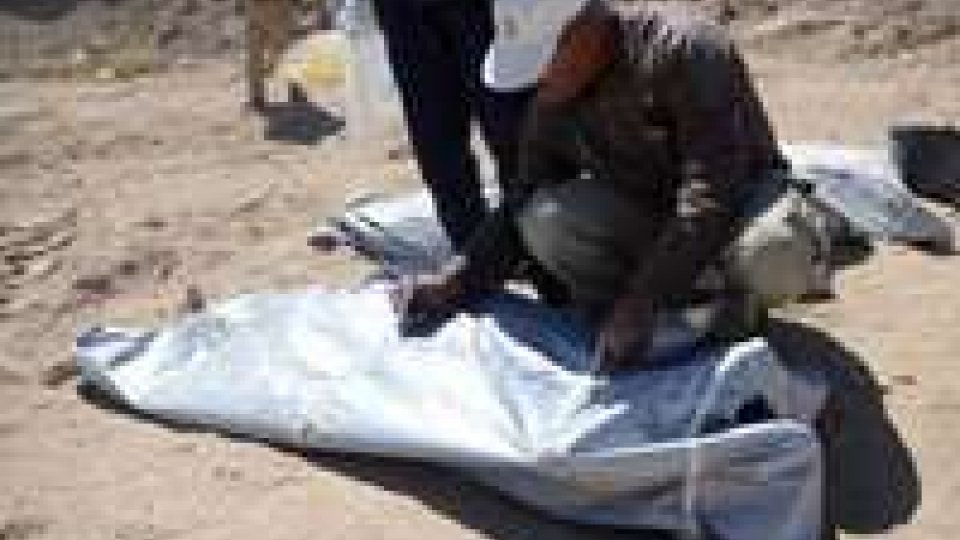 Iraq: trovate fosse comuni a Tikrit, probabili 1.700 cadaveri