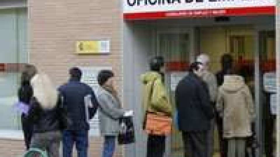 Spagna. I disoccupati hanno ormai superato la cifra record di 5 milioni