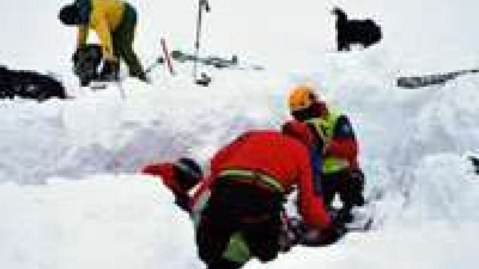 Svizzera: valanga sul Gran San Bernardo, gravi 4 scialpinisti italiani