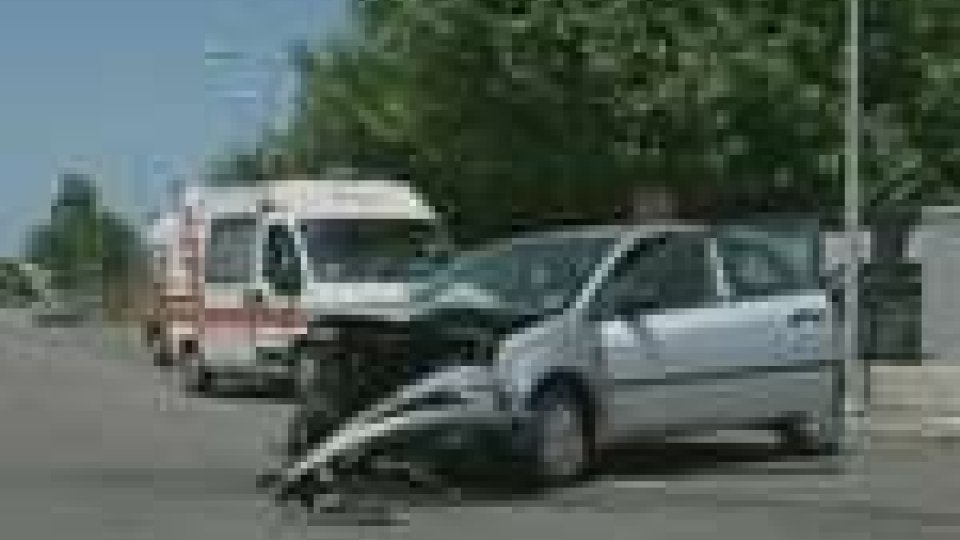 Incidente stradale vicino al Gross a Rimini