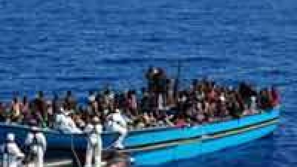 Nuova strage tra Libia e Lampedusa, affonda un altro barcone
