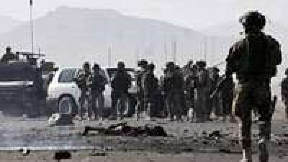 Afghanistan: 4 morti e 34 feriti in un attacco