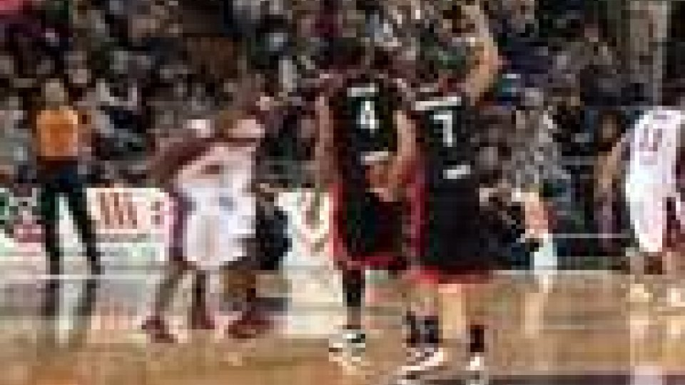 Basket: Venezia vince a Rimini 67-64Basket: Venezia vince a Rimini 67-64