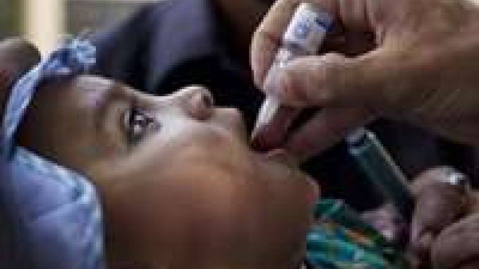Pakistan: nuovo attacco ai volontari anti polio