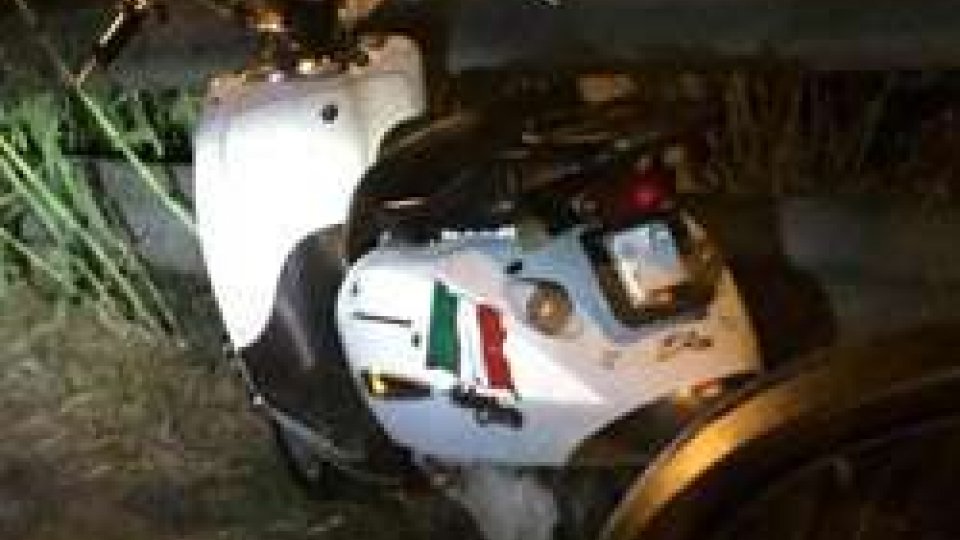 Rimini: scooter con targa sammarinese abbandonato