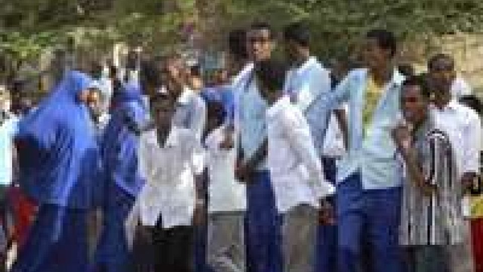 Al-Shabaab attacca un campus in Kenya, 147 vittime accertate