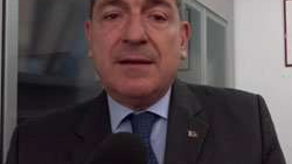 Bruno MoleaMolea (Scelta Civica): "Il governo sostiene lo sport: soldi per le strutture sportive periferiche"