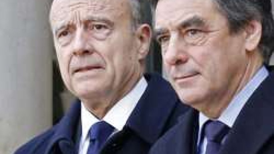 Francia, Fillon: "Nessuno può impedirmi candidatura". Juppè si ritira