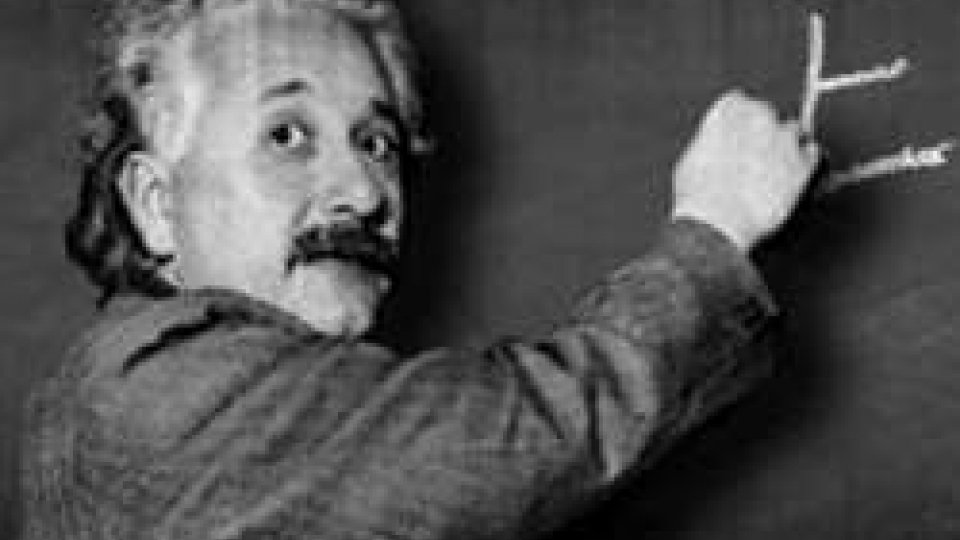 11 maggio 1916: Albert Einstein formula la teoria della relatività