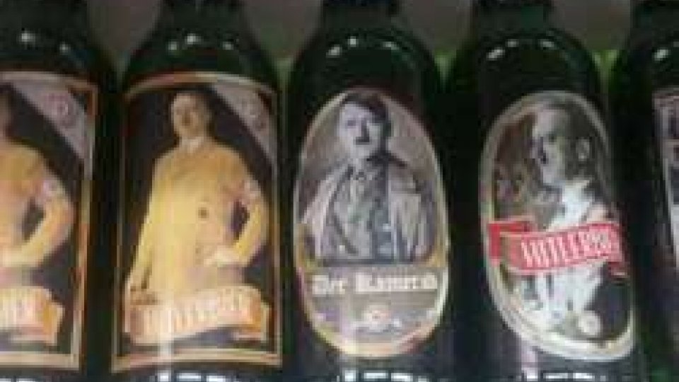 Birra di Hitler e vino del Duce in un minimarket