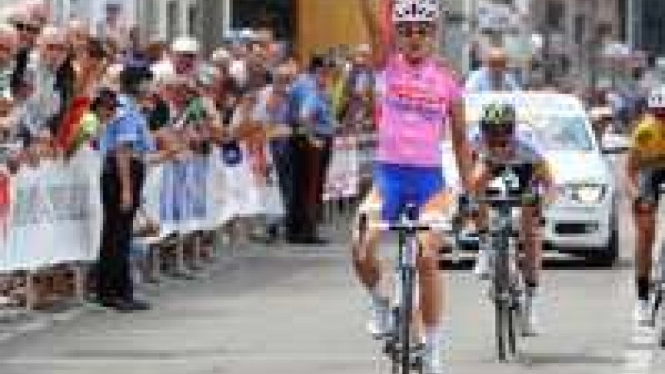 Giro Donne: trionfa l'olandese Marianne Vos