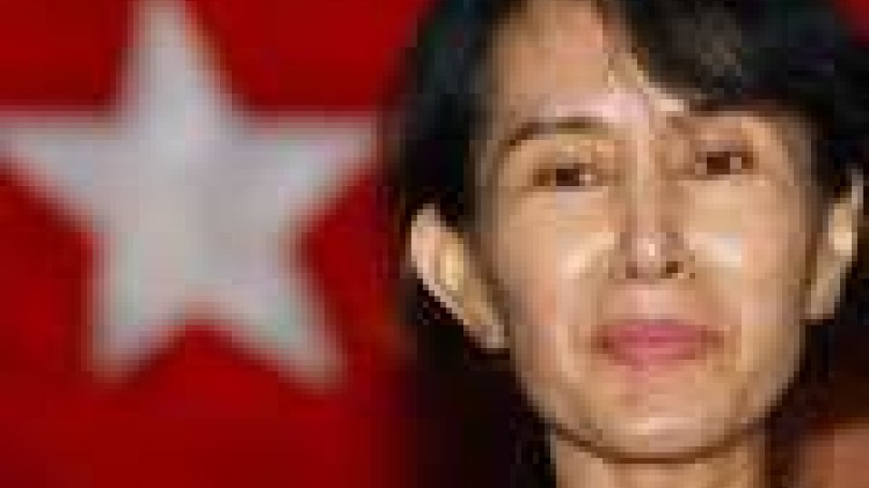 Aung San Suu Kyi potrebbe far parte del nuovo governo Birmano