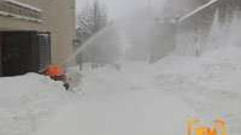 San Marino - Emergenza neve: sul Titano superato abbondantemente il metro di altezza