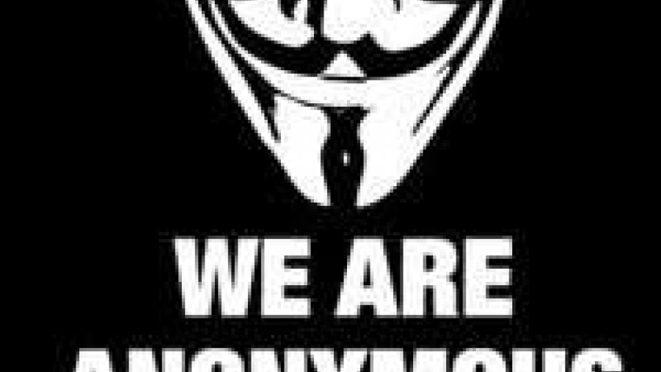 Anonymous attacca Twitter: "Ci sono account pedofili"