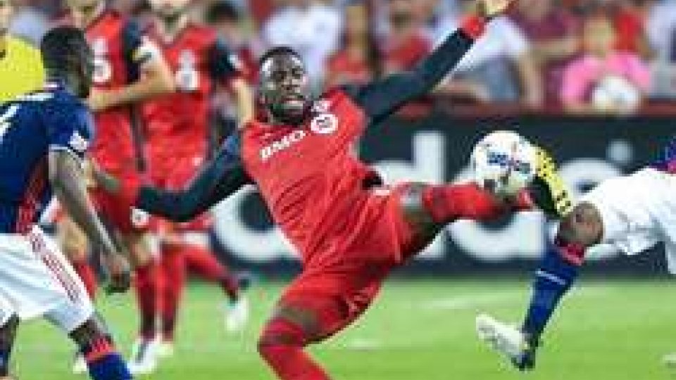 MLS: Toronto-New England Revolution 2-0, segna anche GiovincoMLS, colpi di coda per DC United e Minnesota United