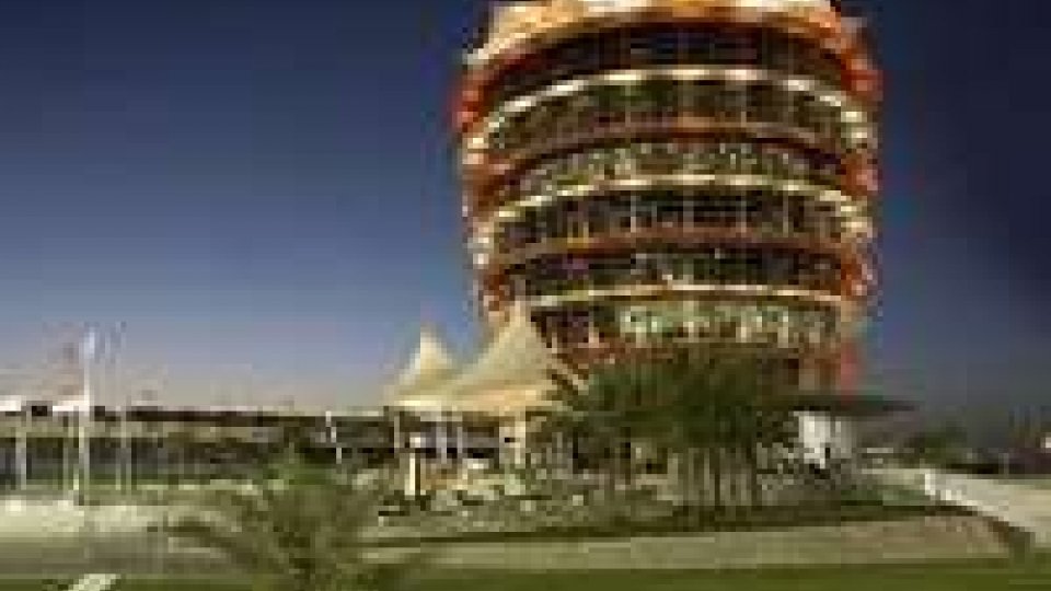 Formula 1: in Bahrain la Mercedes domina prime libere, 3° la Ferrari di Alonso