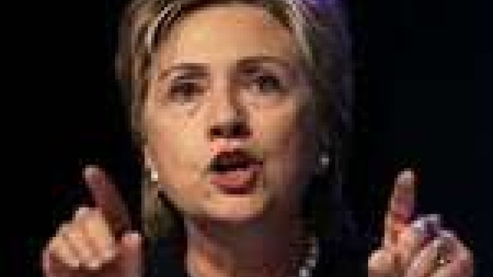 Hillary Clinton preme per risolvere crisi siriana