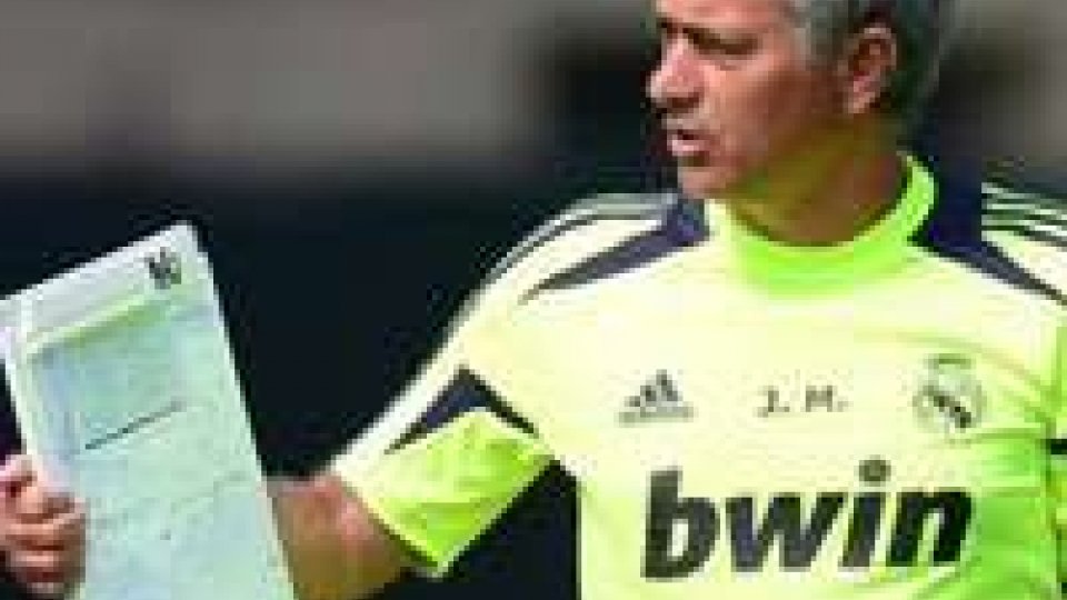 Polveriera Real: Mourinho denunciato