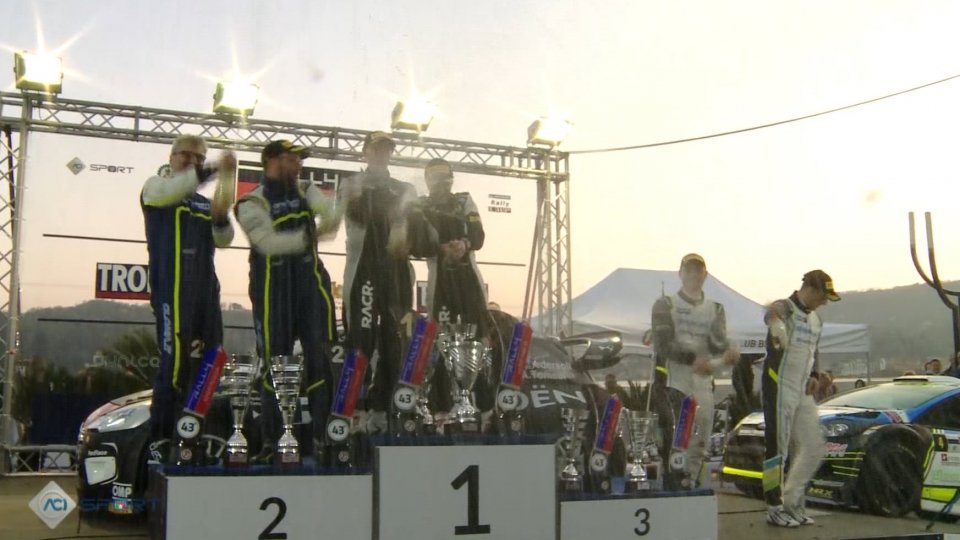 Il podioPedersoli trionfa nel 43' Rally Mille Miglia