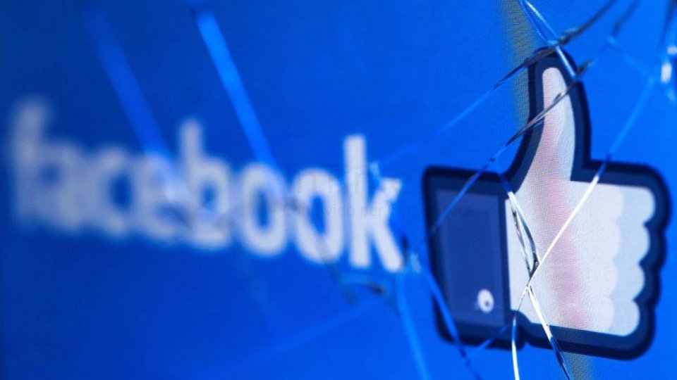 Social down: Facebook, Instagram e WhatsApp fuori uso