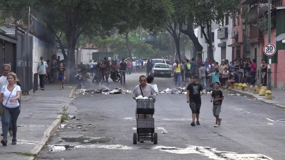 Guaidó, altri tre giorni di mobilitazione