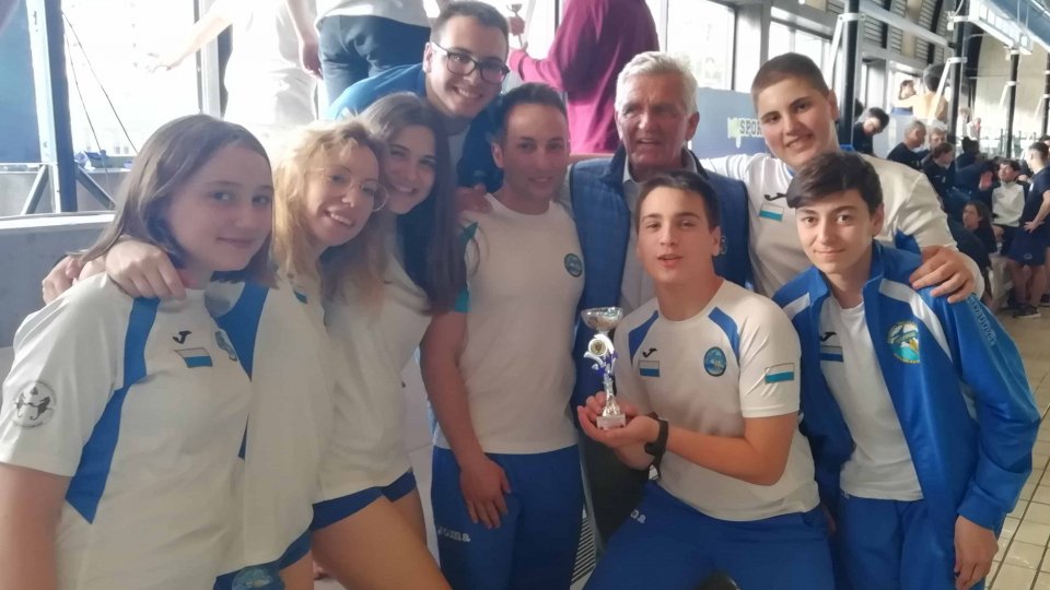 La Domus San Marino Nuoto Pinnato sorprende al Trofeo Ferraro di Genova