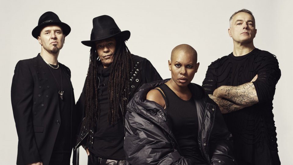 Skunk Anansie – What you do for love