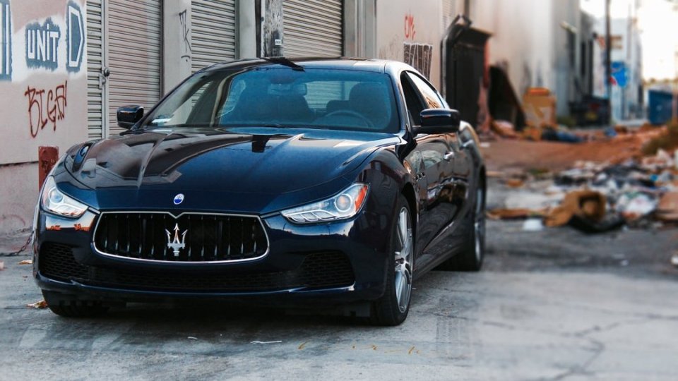 Maserati GhibliMaserati Ghibli