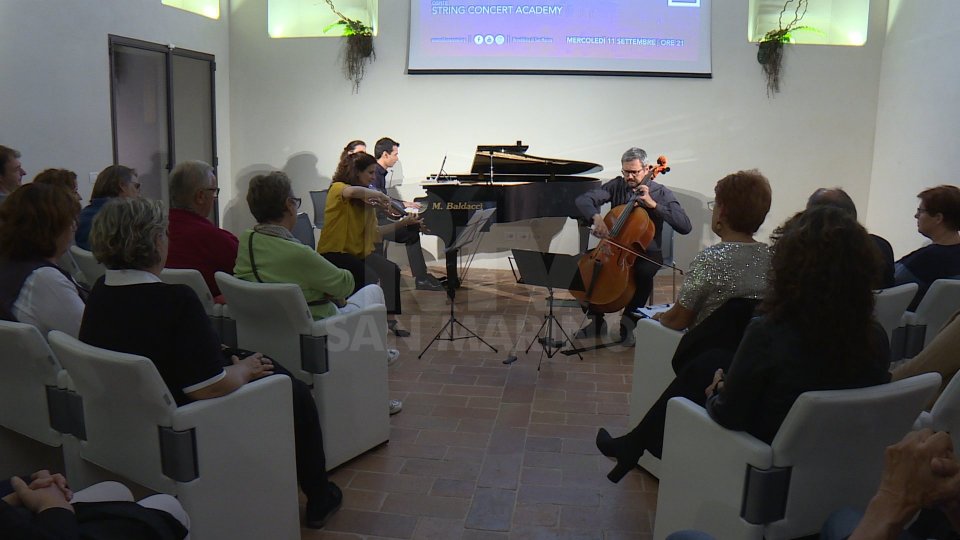 Salotto d'autore in musica: Villa Manzoni ospita giovani talenti