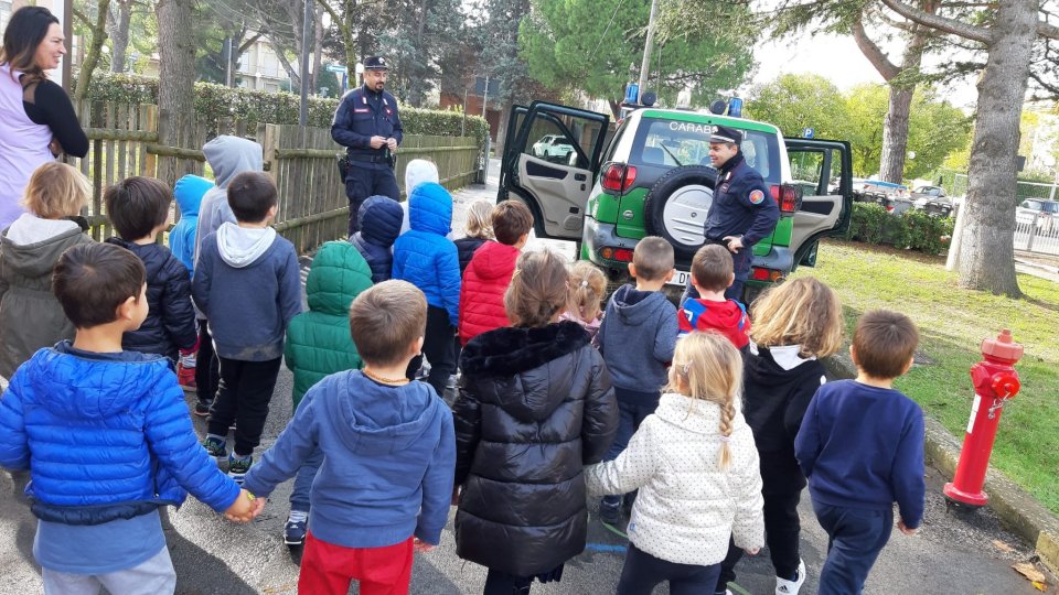 L'impegno educativo dei Carabinieri della forestale nella Giornata Nazionale degli Alberi