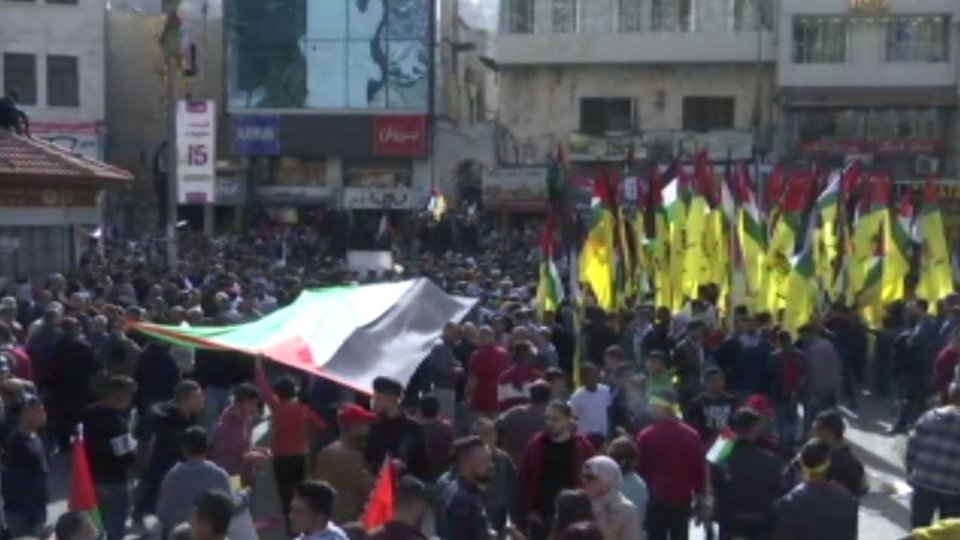 Nella 'Giornata della rabbia' palestinese la manifestazione in appoggio a Netanyahu